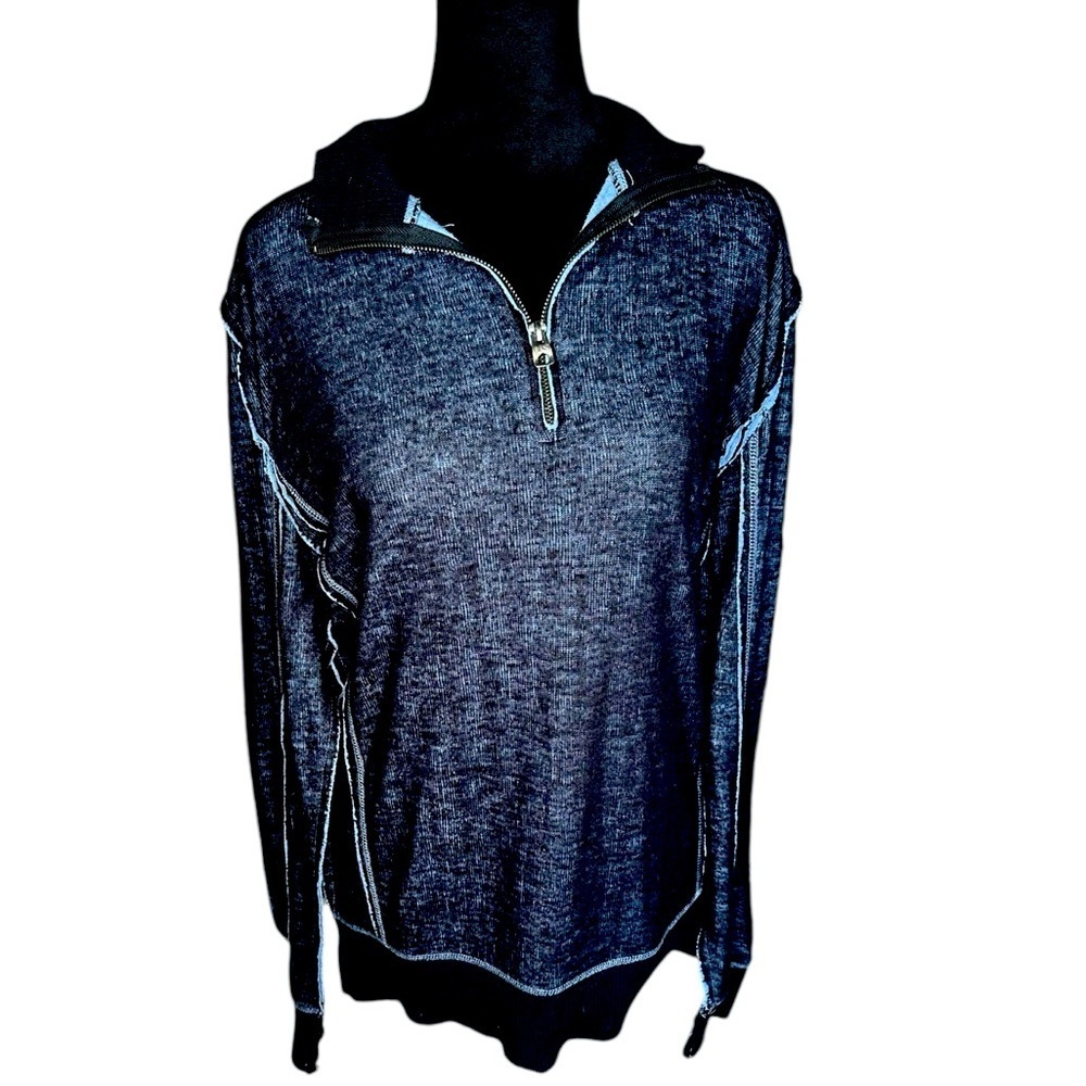Buckle Men’s- Black and Blue 1/4 Zip Sweater - Size Large